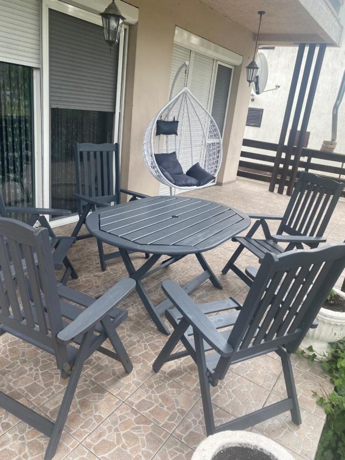 דירות שיופוק Medlin Apartman מראה חיצוני תמונה